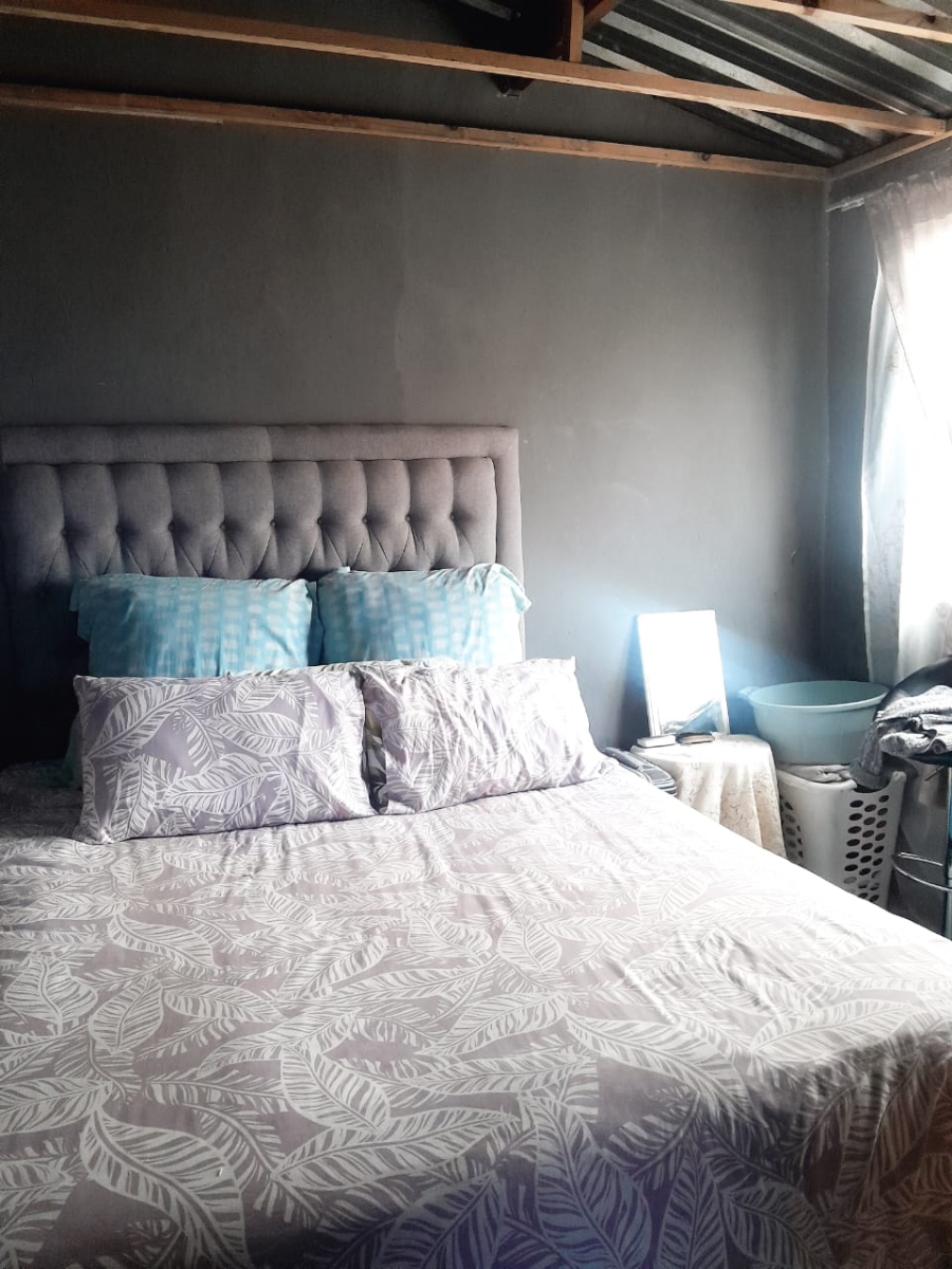 1 Bedroom Property for Sale in J B Mafora Free State